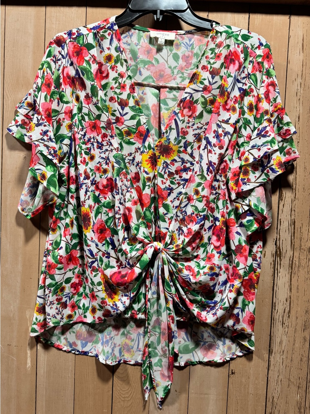 EUC Umgee Feminine Floral Tie-Front Blouse (L)